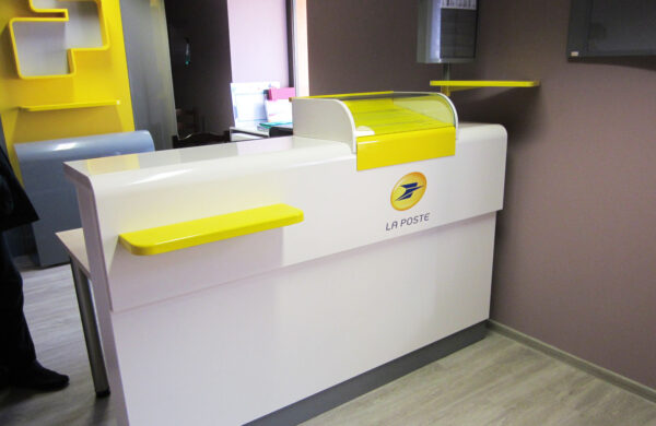 comptoir accueil La Poste